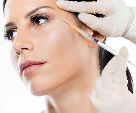 Wie lange hält ein Liquid Facelift?